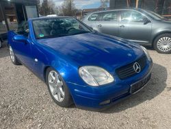 Blau Gebraucht 1997 Mercedes SLK200 Cabrio | 2.500 € (Guter Preis)