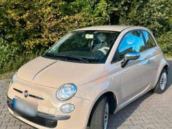 Beige Gebraucht 2015 Fiat 500 Kleinwagen | 7.499 €