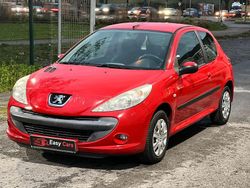 Rot Gebraucht 2009 Peugeot 206+ Basis Kleinwagen | 2.299 € (Guter Preis)