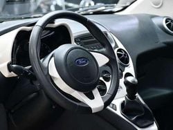 Grün Gebraucht 2009 Ford Ka Titanium Kleinwagen | 6.990 €