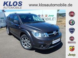 Grau metallic Gebraucht 2015 Fiat Freemont Lounge SUV | 27.990 €