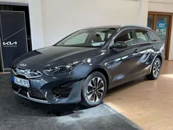 Dark pentametal Gebraucht 2023 Kia Ceed Sportswagon Spirit Kombi | 35.590 €