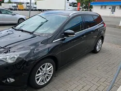 Schwarz Gebraucht 2013 Ford Focus Titanium Kombi | 4.700 € (Guter Preis)