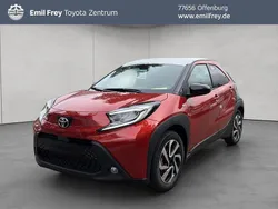 Chili red / night sky bl Neu 2025 Toyota Aygo Kleinwagen | 20.990 €