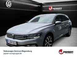 Silber Gebraucht 2024 VW Passat Business Kombi | 37.970 €