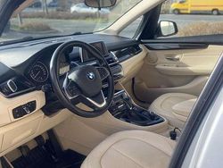 Silber Gebraucht 2015 BMW 218 Active Tourer Luxury Line Van / Kleinbus | 11.500 € (Etwas zu teuer)