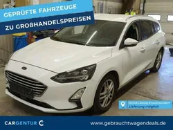 Frost weiss Gebraucht 2020 Ford Focus Cool & Connect Kombi | 11.307 € (Superpreis)