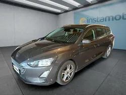 Grau Gebraucht 2022 Ford Focus Kombi | 18.749 € (Superpreis)