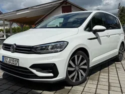 Weiß Gebraucht 2019 VW Touran Highline Van / Kleinbus | 17.500 € (Etwas zu teuer)