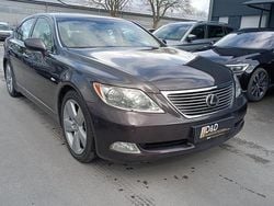 Braun Gebraucht 2006 Lexus LS460 Limousine | 9.900 €