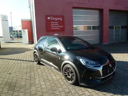 Perlaneraschwarz Gebraucht 2018 Citroën DS3 Coupé | 12.500 €