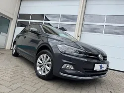 Grau Gebraucht 2020 VW Polo Active Limousine | 15.690 € (Fairer Preis)
