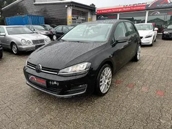 Schwarz Gebraucht 2017 VW Golf VII Limousine | 9.999 € (Fairer Preis)