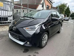 Schwarz Gebraucht 2021 Toyota Aygo Team Kleinwagen | 8.300 € (Guter Preis)