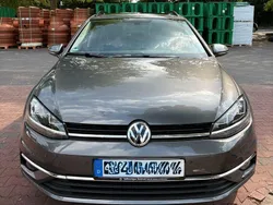 Grau Gebraucht 2017 VW Golf VII Comfortline Kombi | 12.500 € (Fairer Preis)