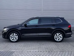 Schwarz Gebraucht 2023 VW Tiguan Allspace Elegance SUV | 40.000 € (Guter Preis)