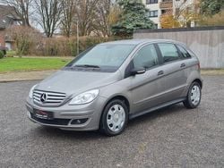 Kometgrau metalliclack Gebraucht 2008 Mercedes 200 Limousine | 4.299 € (Superpreis)