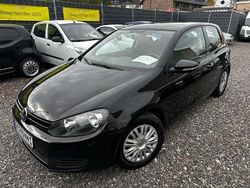 Schwarz Gebraucht 2009 VW Golf VI Trendline Kleinwagen | 4.990 € (Fairer Preis)
