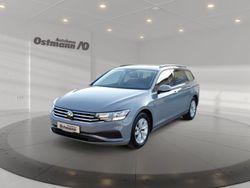 Mondsteingrau uni Gebraucht 2023 VW Passat Basis Kombi | 29.385 € (Fairer Preis)