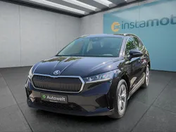 Schwarz Gebraucht 2023 Skoda Enyaq iV Loft SUV | 29.699 € (Fairer Preis)