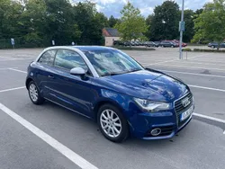 Blau Gebraucht 2012 Audi A1 Attraction Kleinwagen | 7.700 € (Guter Preis)