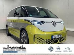 Weiß Gebraucht 2022 VW ID. Buzz Pro Van / Kleinbus | 69.900 €
