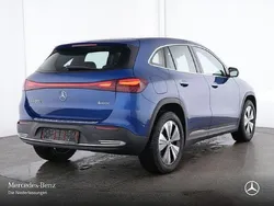 Blau Gebraucht 2024 Mercedes EQA350 Advanced Plus SUV | 38.990 € (Fairer Preis)