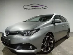 Grau Gebraucht 2016 Toyota Auris Touring Sports Design Kombi | 9.990 € (Fairer Preis)
