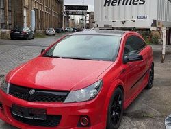 Rot Gebraucht 2006 Opel Astra GTC Coupé | 4.000 € (Teuer)