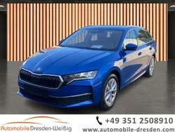 Race blau Gebraucht 2024 Skoda Octavia Selection Kombi | 31.980 € (Guter Preis)