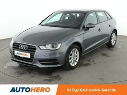 Grau Gebraucht 2015 Audi A3 Attraction Limousine | 11.860 € (Guter Preis)