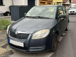 Grau Gebraucht 2010 Skoda Fabia Classic Limousine | 1.700 € (Guter Preis)