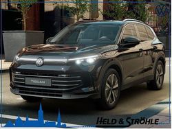 Grenadillschwarz metallic Neu 2025 VW Tiguan IQ Drive SUV | 55.555 €