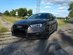 Grau Gebraucht 2014 Audi A3 S-Line Limousine | 17.150 € (Teuer)