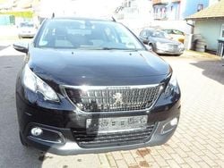 Schwarz Gebraucht 2017 Peugeot 2008 Style SUV | 8.499 € (Guter Preis)