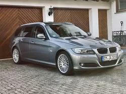Grau Gebraucht 2011 BMW 320 Kombi | 6.500 € (Fairer Preis)