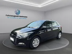 Schwarz Gebraucht 2017 Hyundai i20 Limousine | 7.990 € (Fairer Preis)