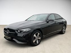 Unilack schwarz Gebraucht 2022 Mercedes C300e Night Limousine | 39.880 € (Fairer Preis)