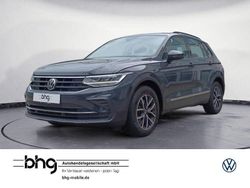 Grau Gebraucht 2021 VW Tiguan Life SUV | 27.490 € (Fairer Preis)
