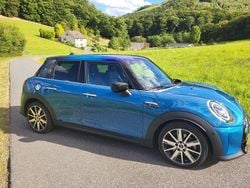 Blau Gebraucht 2022 Mini Cooper S Classic Kleinwagen | 24.500 € (Guter Preis)