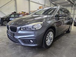 Grau Gebraucht 2018 BMW 218 Gran Tourer Van / Kleinbus | 16.880 € (Fairer Preis)