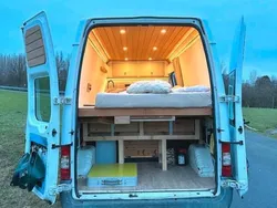 Weiß Gebraucht 2008 Ford Transit Van / Kleinbus | 18.500 €