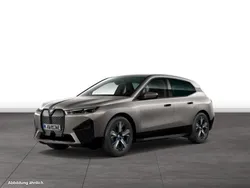 Oxidgrau metallic Gebraucht 2024 BMW iX SUV | 59.984 € (Fairer Preis)