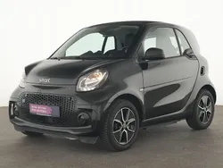 Schwarz Gebraucht 2023 Smart ForTwo Electric Drive Kleinwagen | 12.499 € (Fairer Preis)