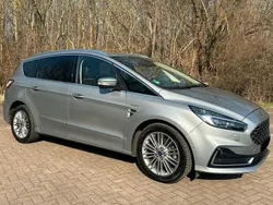 Silber Gebraucht 2020 Ford S-MAX Vignale Van / Kleinbus | 27.800 € (Fairer Preis)