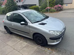 Silber Gebraucht 2008 Peugeot 206 Limousine | 3.200 € (Etwas zu teuer)