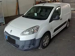 Weiß Gebraucht 2013 Peugeot Partner Van / Kleinbus | 5.300 € (Fairer Preis)