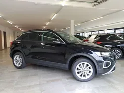 Deepblackperleffekt Neu 2025 VW T-Roc SUV | 28.490 € (Guter Preis)