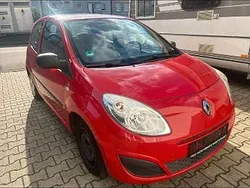 Rot Gebraucht 2011 Renault Twingo Kleinwagen | 2.400 € (Guter Preis)