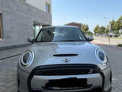 Grau Gebraucht 2023 Mini Cooper S Classic Kleinwagen | 26.990 € (Guter Preis)